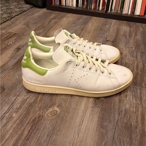Kermit x Stan Smith Adidas lowtop sneakers | shoes streetwear the muppets